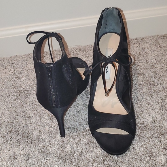 Nina New York Heels - Picture 4 of 4